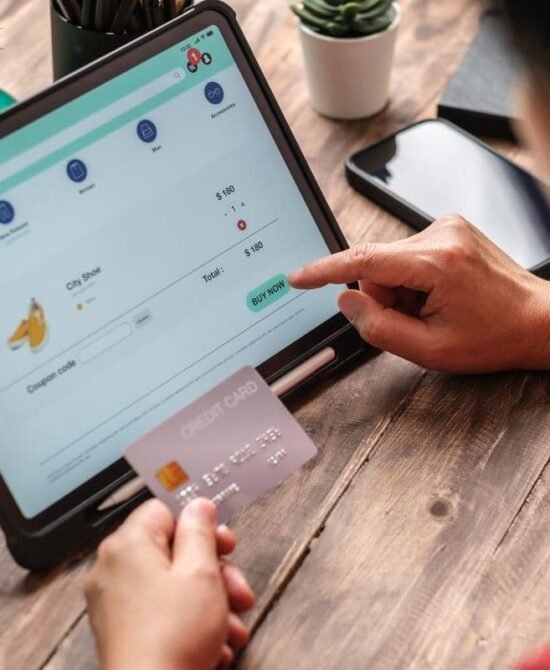 close-up-woman-hand-using-credit-card-shopping-onl-2024-11-29-22-39-32-utc close-up-woman-hand-using-credit-card-shopping-onl-2024-11-29-22-39-32-utc